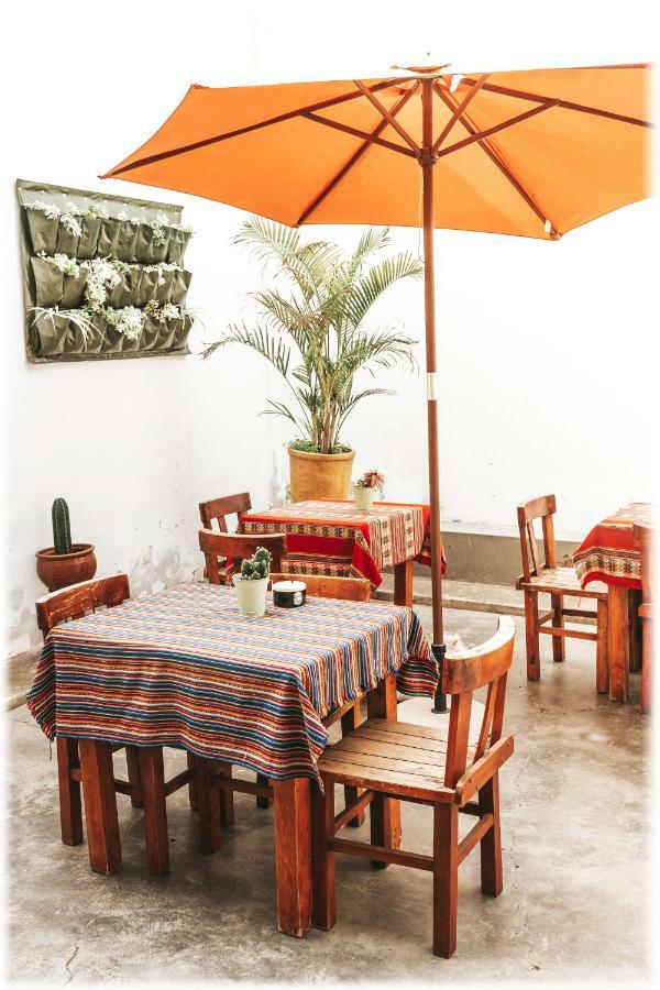 Atma Hostel & Yoga Huanchaco Bagian luar foto